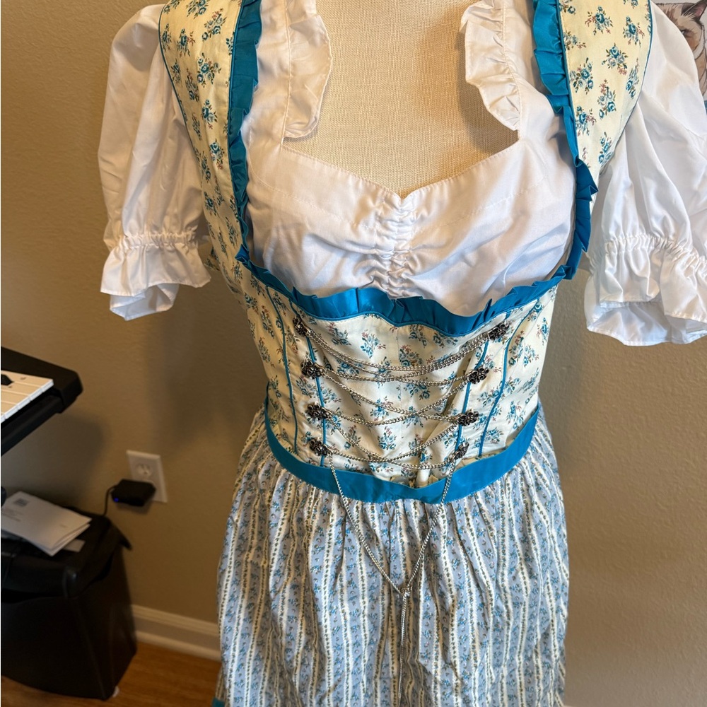 22W Floral Dirndl Dress with Blue Accents